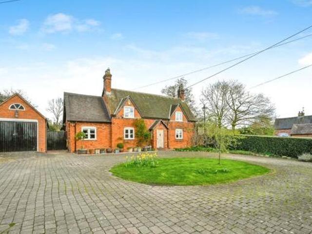 House for sale in Baswich, Staffordshire