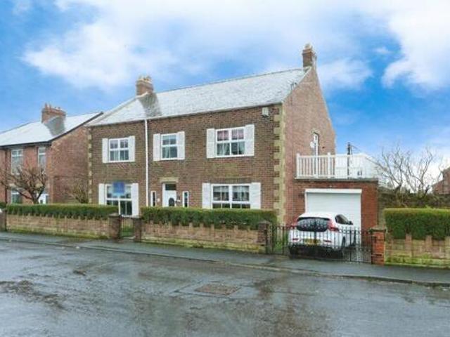 House for sale in Stanley