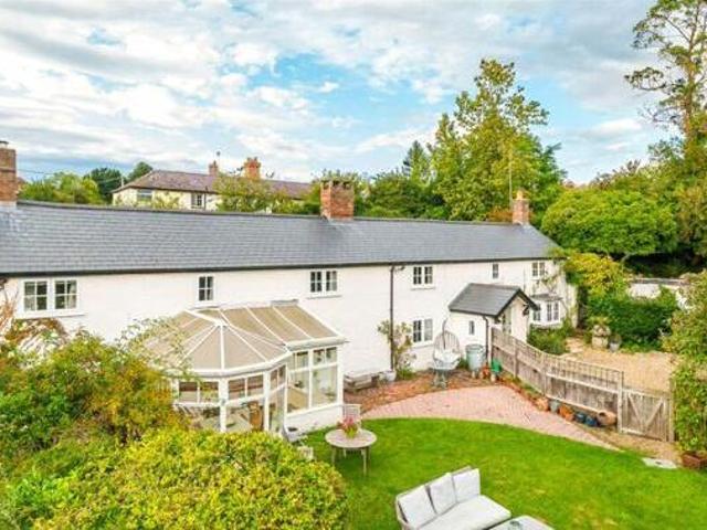 House for sale in Barton Stacey, Hampshire