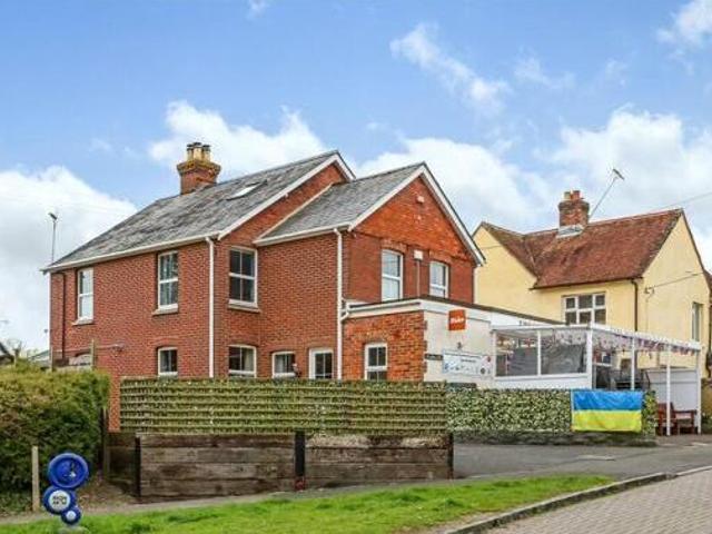 House for sale in Barton Stacey, Hampshire