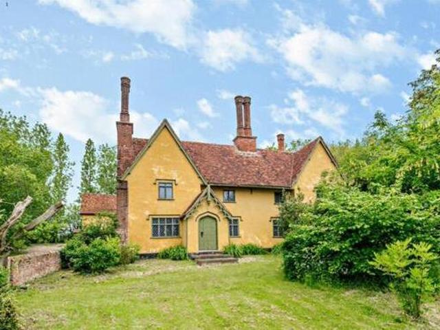 House for sale in Chelmondiston, Suffolk