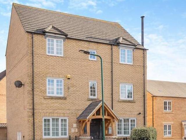 House for sale in Hampton Green, Cambridgeshire
