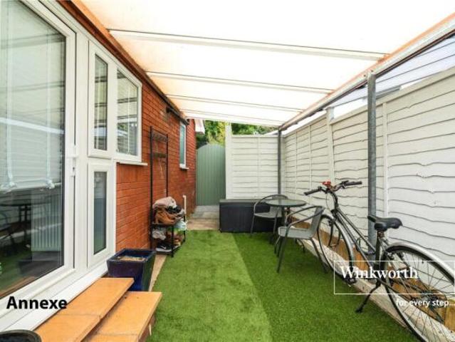 Farm for sale in Bournemouth, Bournemouth, Christchurch and Poole