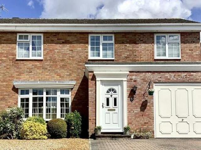 House for sale in Swindon