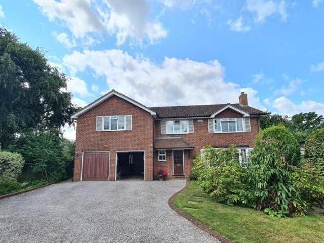 House for sale in Tadley, Priest Down