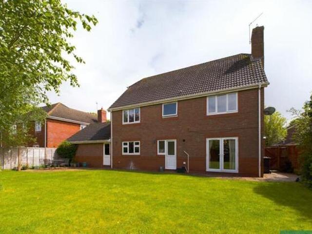 House for sale in Tadley, Basingstoke and Deane