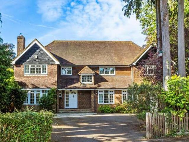 House for sale in Red Hill, Surrey