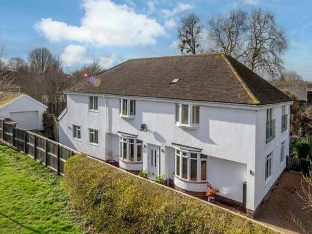 House for sale in Holway, Rumwell