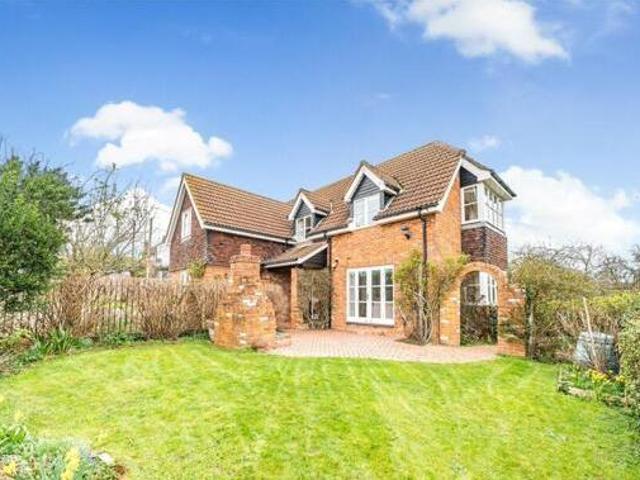 House for sale in Thatcham, West Berkshire