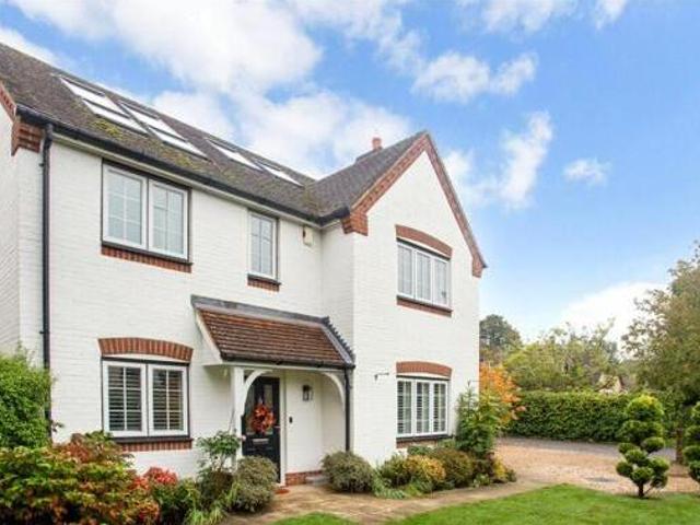 House for sale in Thatcham, West Berkshire