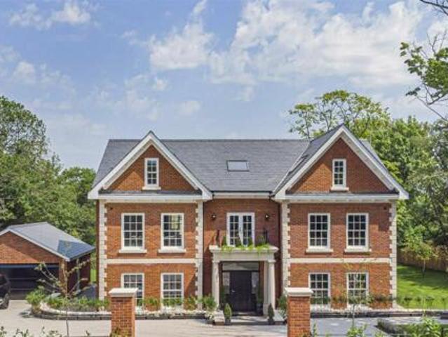 House for sale in Lyons, Greater London