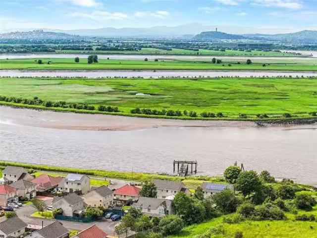 House for sale in Cambusbarron