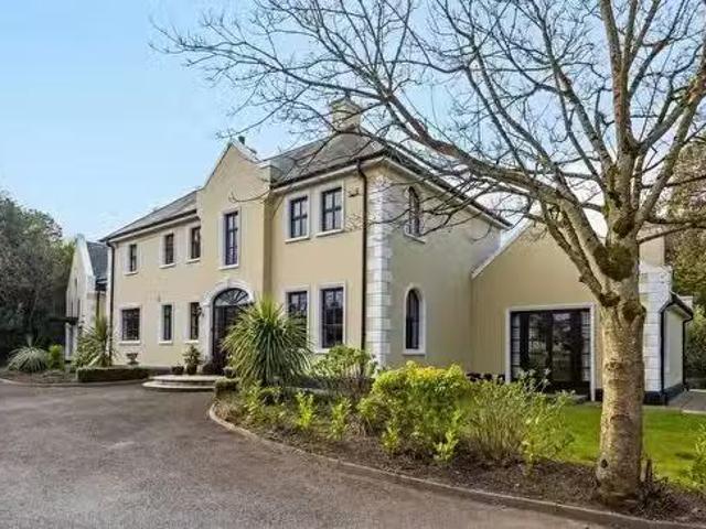 House for sale in Holywood
