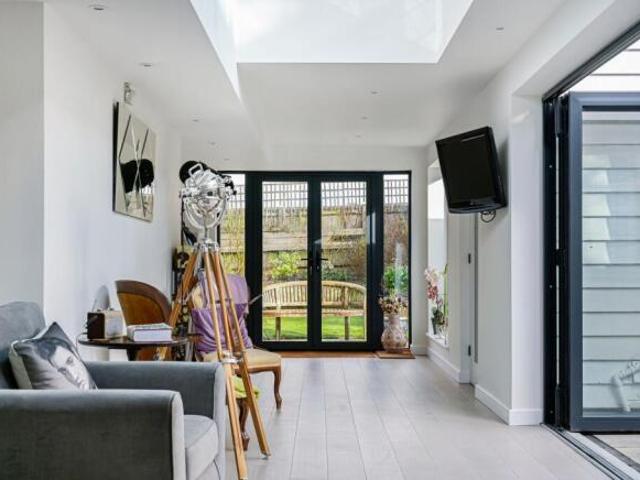 Farm for sale in Sandown Park, Kent