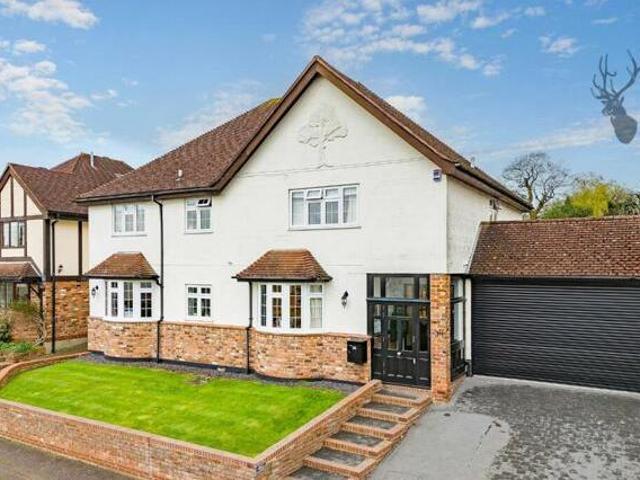 House for sale in Epping