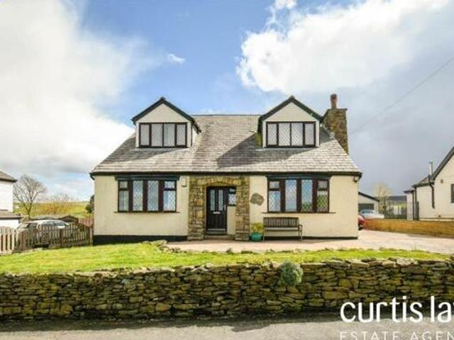 House for sale in Knowle Fold, Darwen