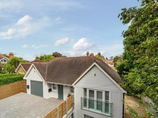 House for sale in Nevill Park, Sandown Park