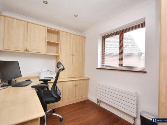 Farm for sale in Emerson Park, Greater London