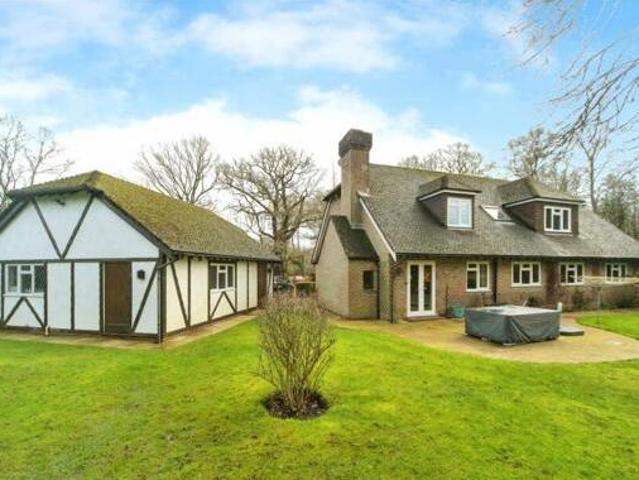House for sale in Ringles Cross, Cross In Hand