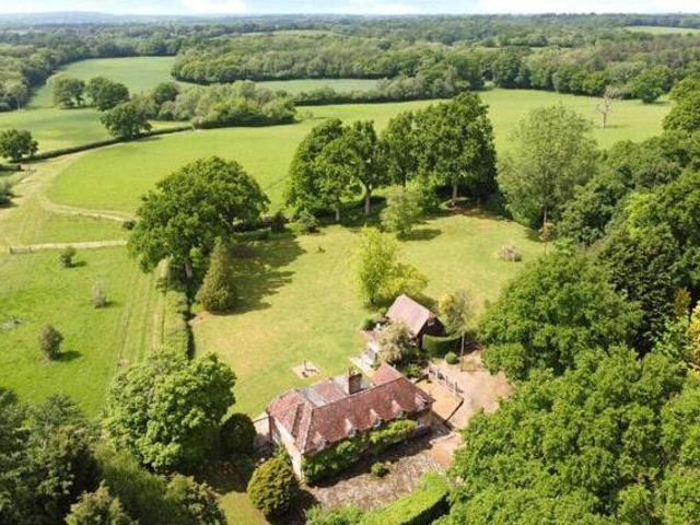 House for sale in Uckfield, Wealden
