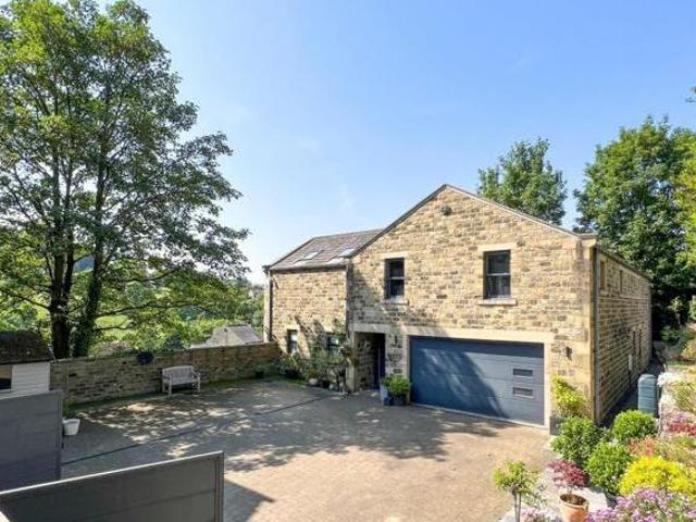 House for sale in Holme Valley, Holmfirth