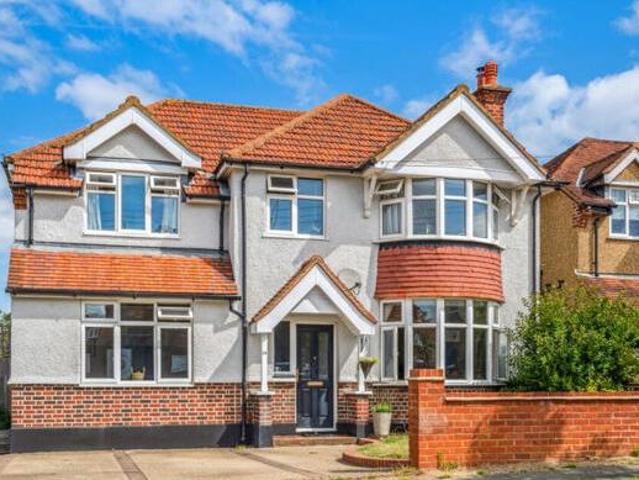 House for sale in Uxbridge, Greater London