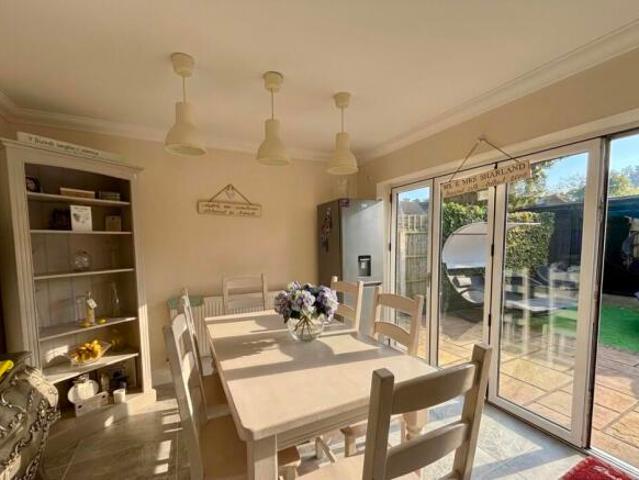 Farm for sale in Pilgrims' Hatch, Navestock Side