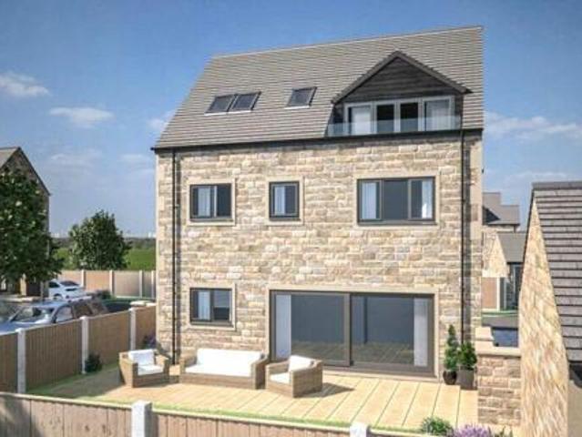 House for sale in Overton, West Yorkshire