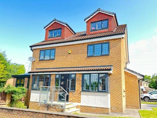 House for sale in West Yorkshire
