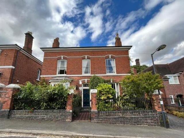 House for sale in West Midlands