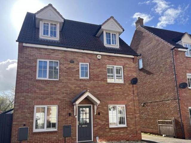 House for sale in Wheatpieces, Tewkesbury