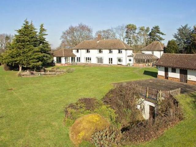 House for sale in Ware, East Hertfordshire