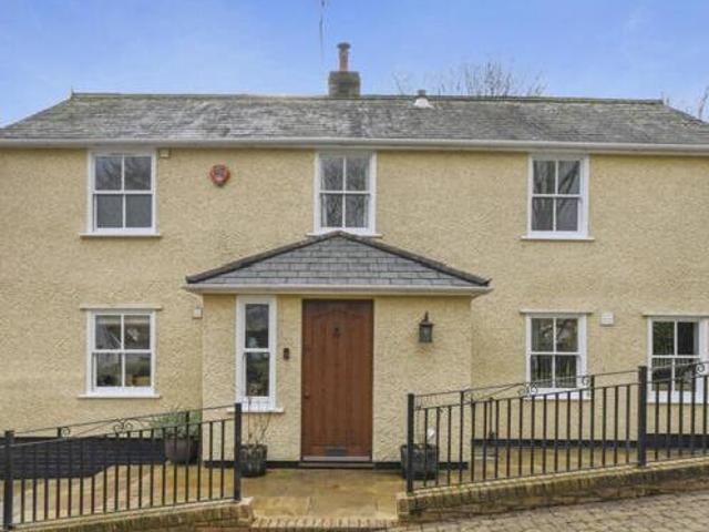 House for sale in Ware, East Hertfordshire