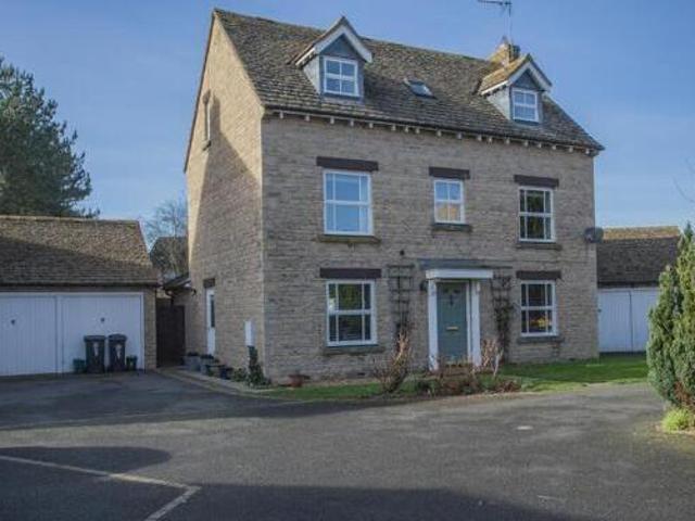 House for sale in Hampton Green, Cambridgeshire