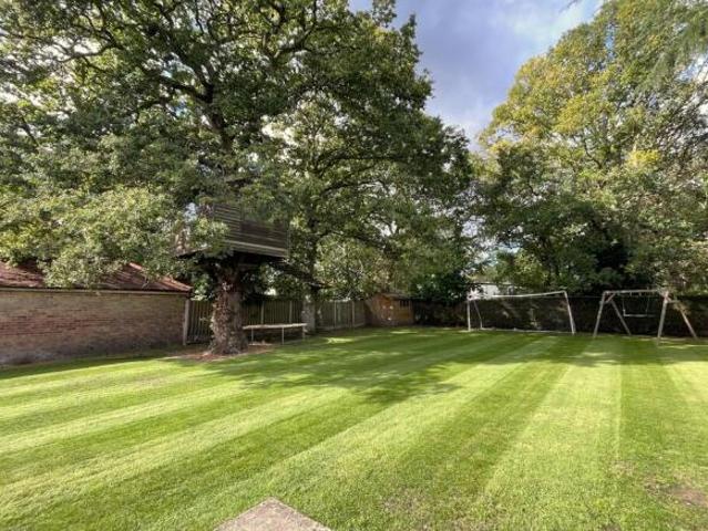 Farm for sale in Bessacarr, South Yorkshire