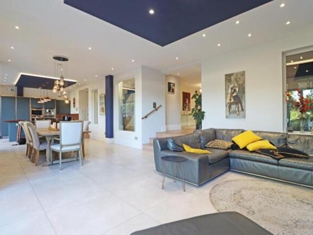 Farm for sale in Bridgefield, Kent
