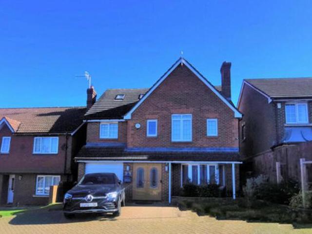 House for sale in Watford, Hertfordshire
