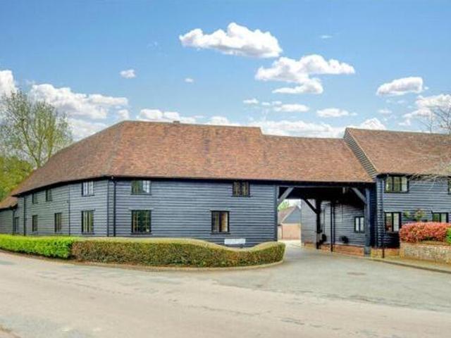 House for sale in Watford, Hertfordshire