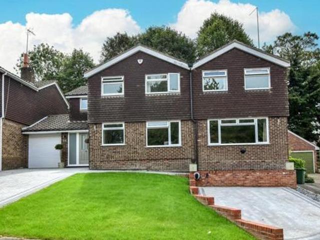 House for sale in Watford, Hertfordshire