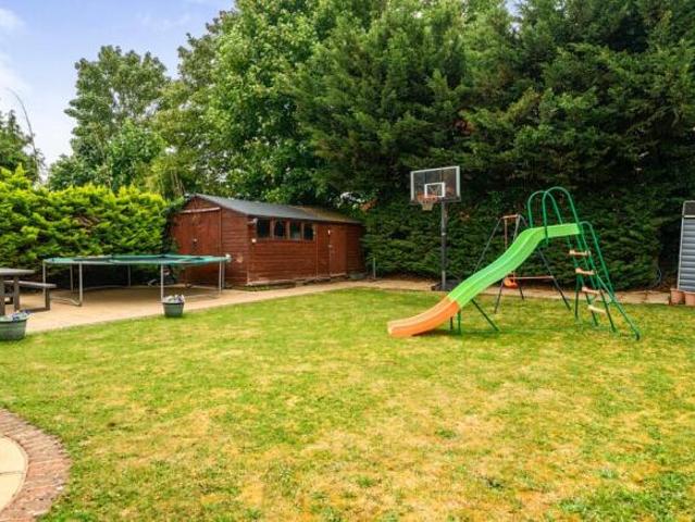 Farm for sale in Slough