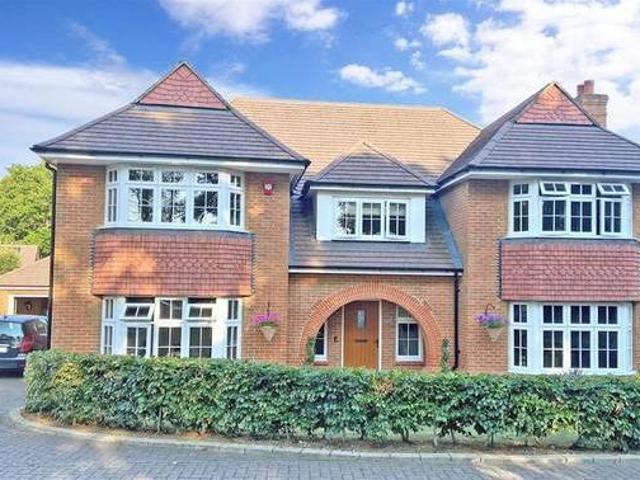 House for sale in West Sussex