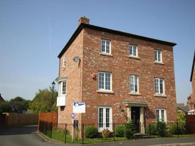 House for sale in Widnes
