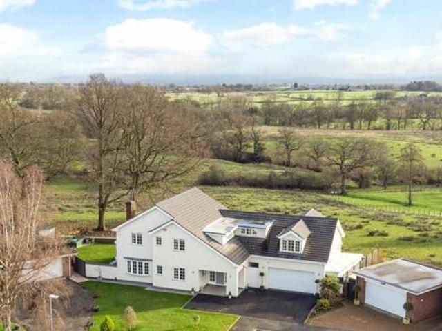 House for sale in Colshaw Farm, Wilmslow