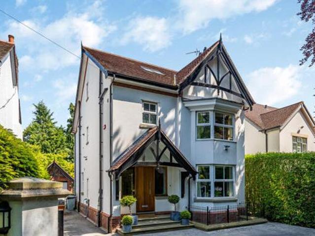 House for sale in Pownall Park, Wilmslow