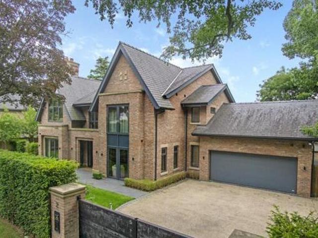 House for sale in Wilmslow Park, Wilmslow