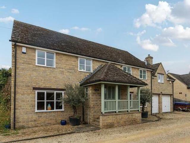 House for sale in Black Bourton, Oxfordshire