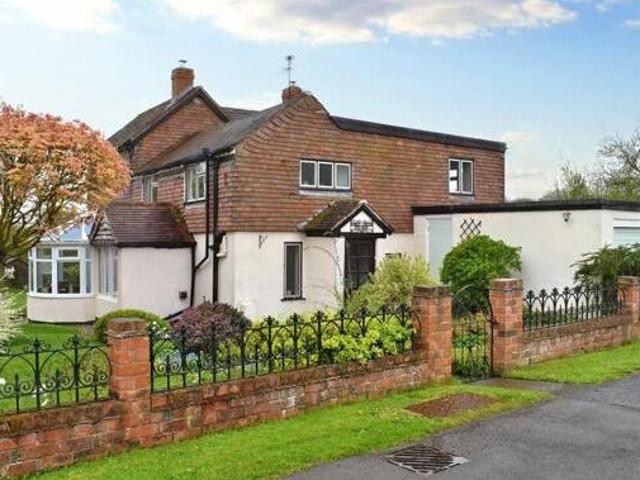 House for sale in Worcester, Worcestershire