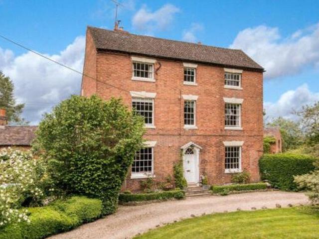 House for sale in Worcester, Worcestershire