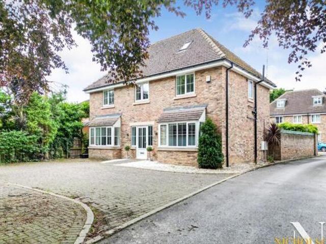 House for sale in Costhorpe, East Midlands