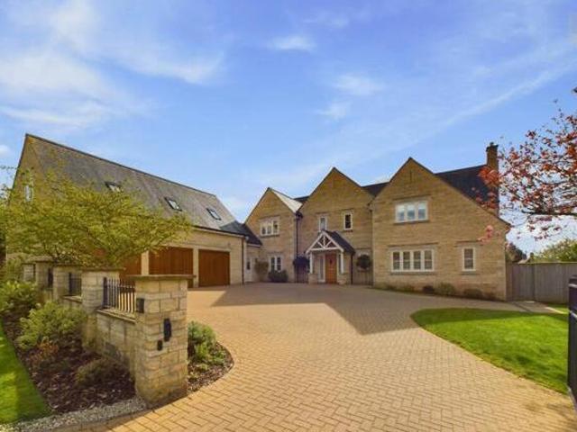 House for sale in Peterborough, Cambridgeshire and Peterborough